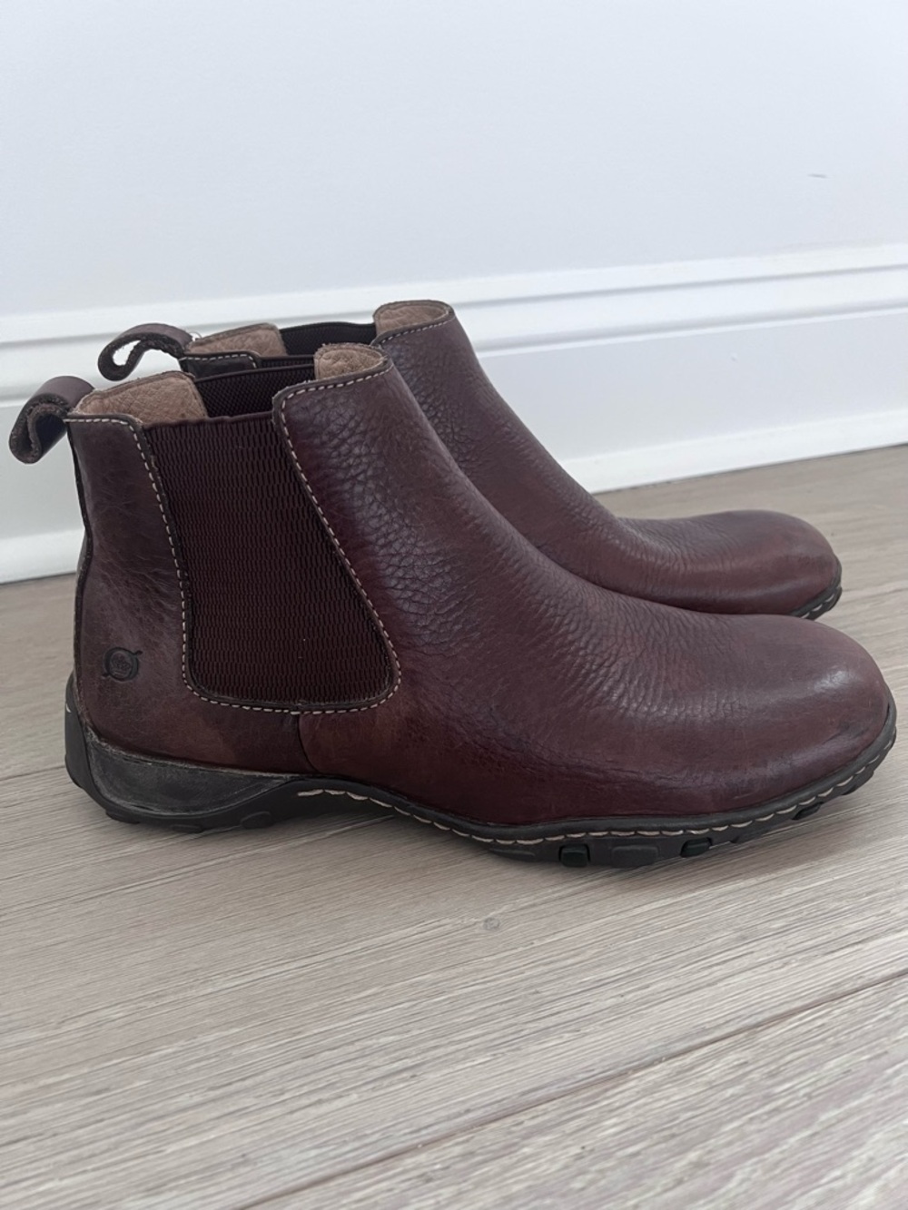 Born Boots Chelsea Brown Leather Pull On Ankle Casual Men’s Size 9